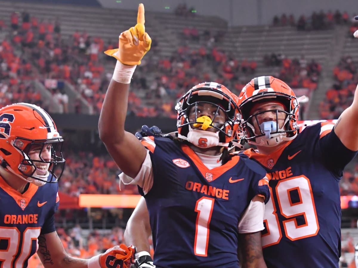 Syracuse football routs Western Michigan with offensive explosion