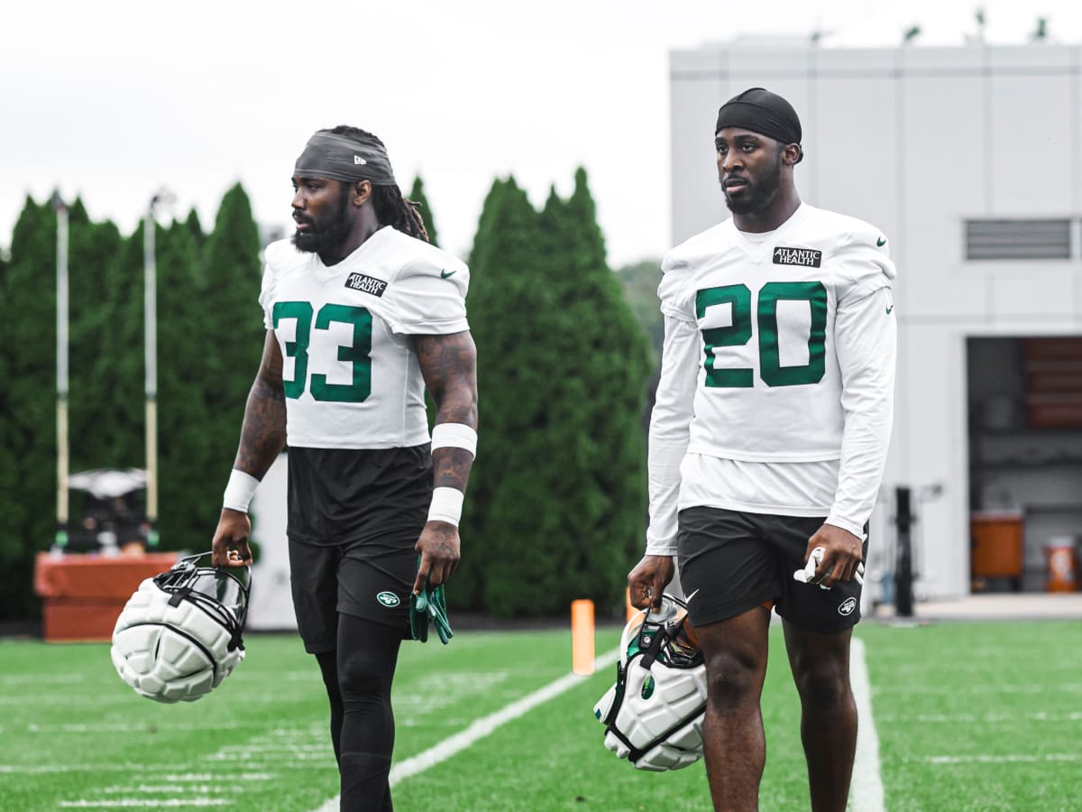 Start WR Garrett Wilson and Sit RBs Breece Hall and Dalvin Cook; Don't  Start Jets' Defense - BVM Sports