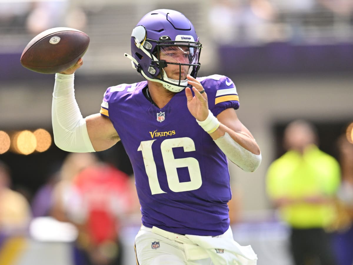 Ty Chandler to return kickoffs for Vikings with Nwangwu on the shelf -  Sports Illustrated Minnesota Vikings News, Analysis and More