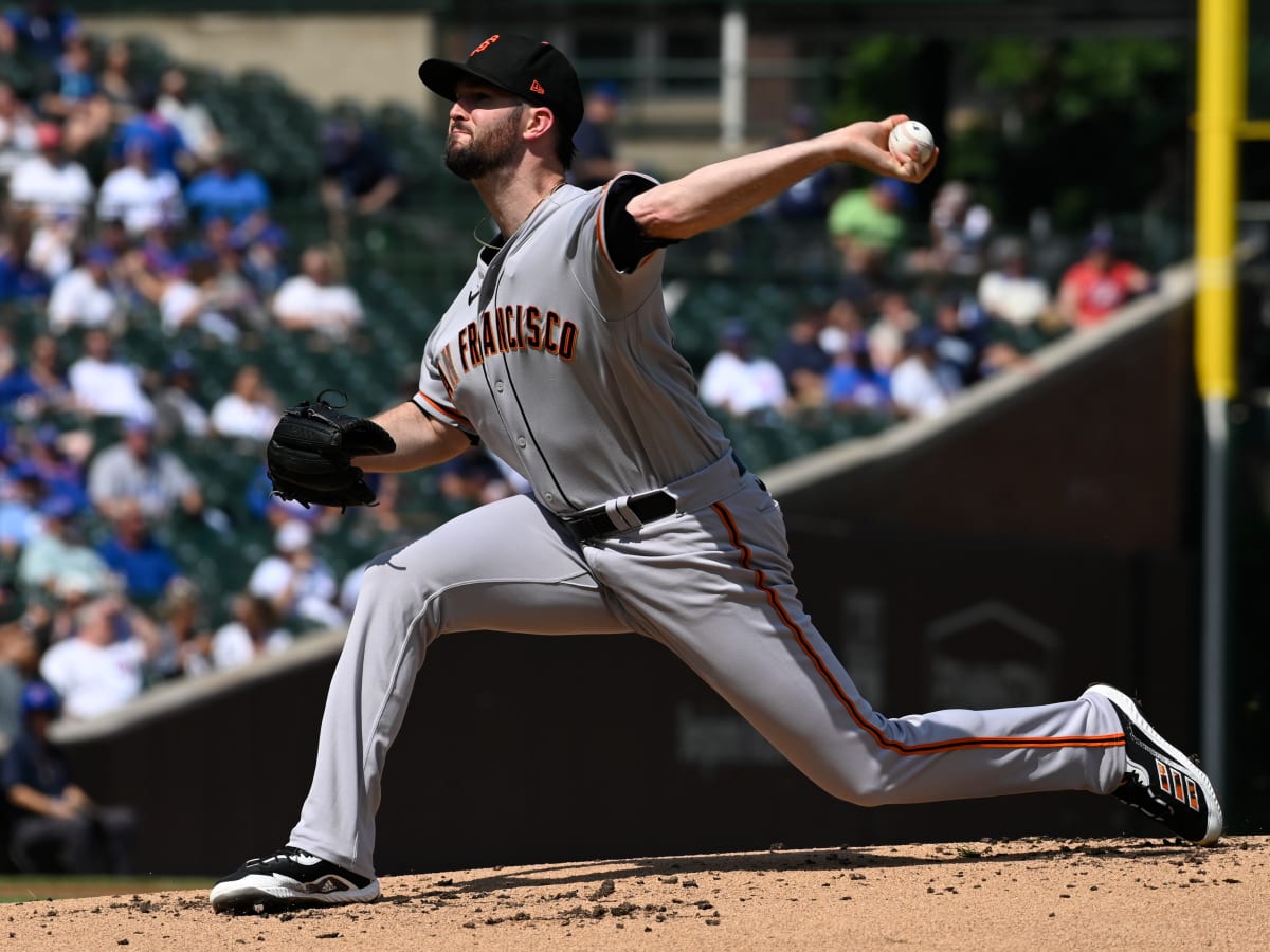Wood takes no-hitter into 7th, Giants beat Cubs to stop skid