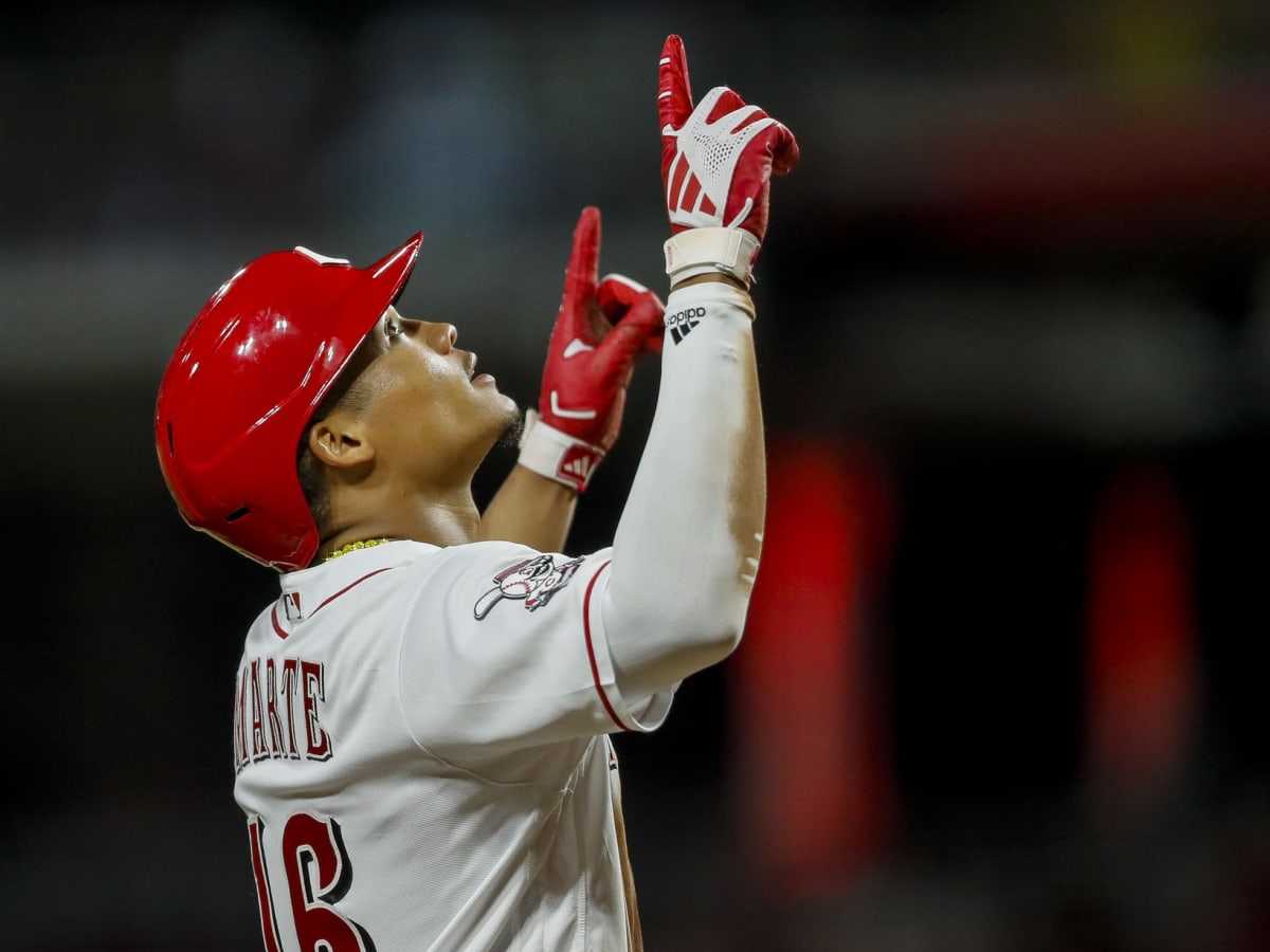 Reds' Luis Castillo shines again in final start this season