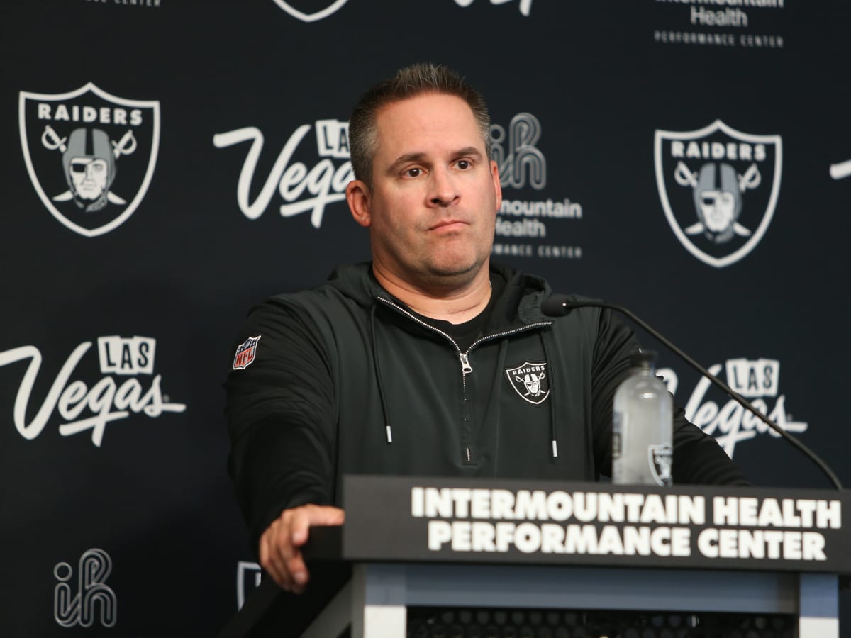 Las Vegas Raiders head coach Josh McDaniels stirs reactions in Canton