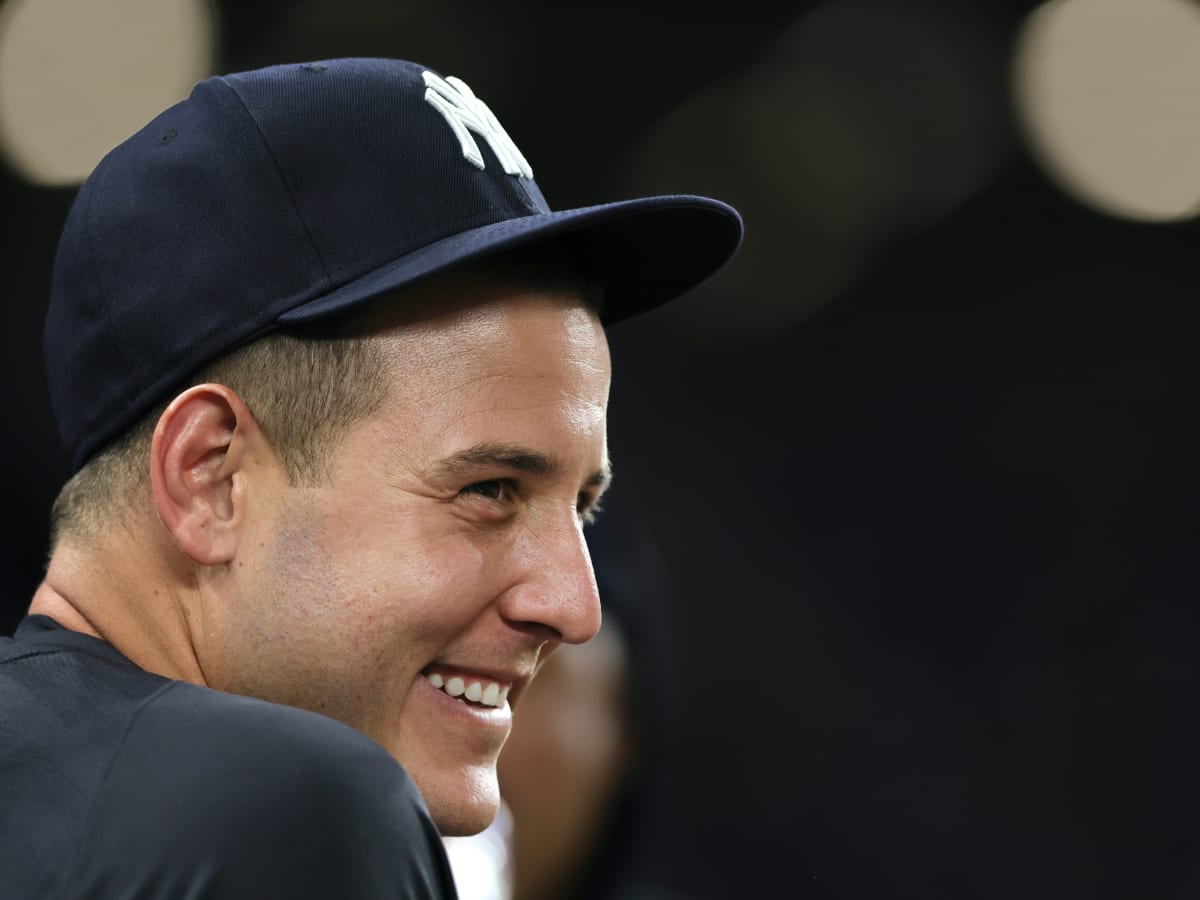 Rizzo shifts into high gear as Yanks top Angels