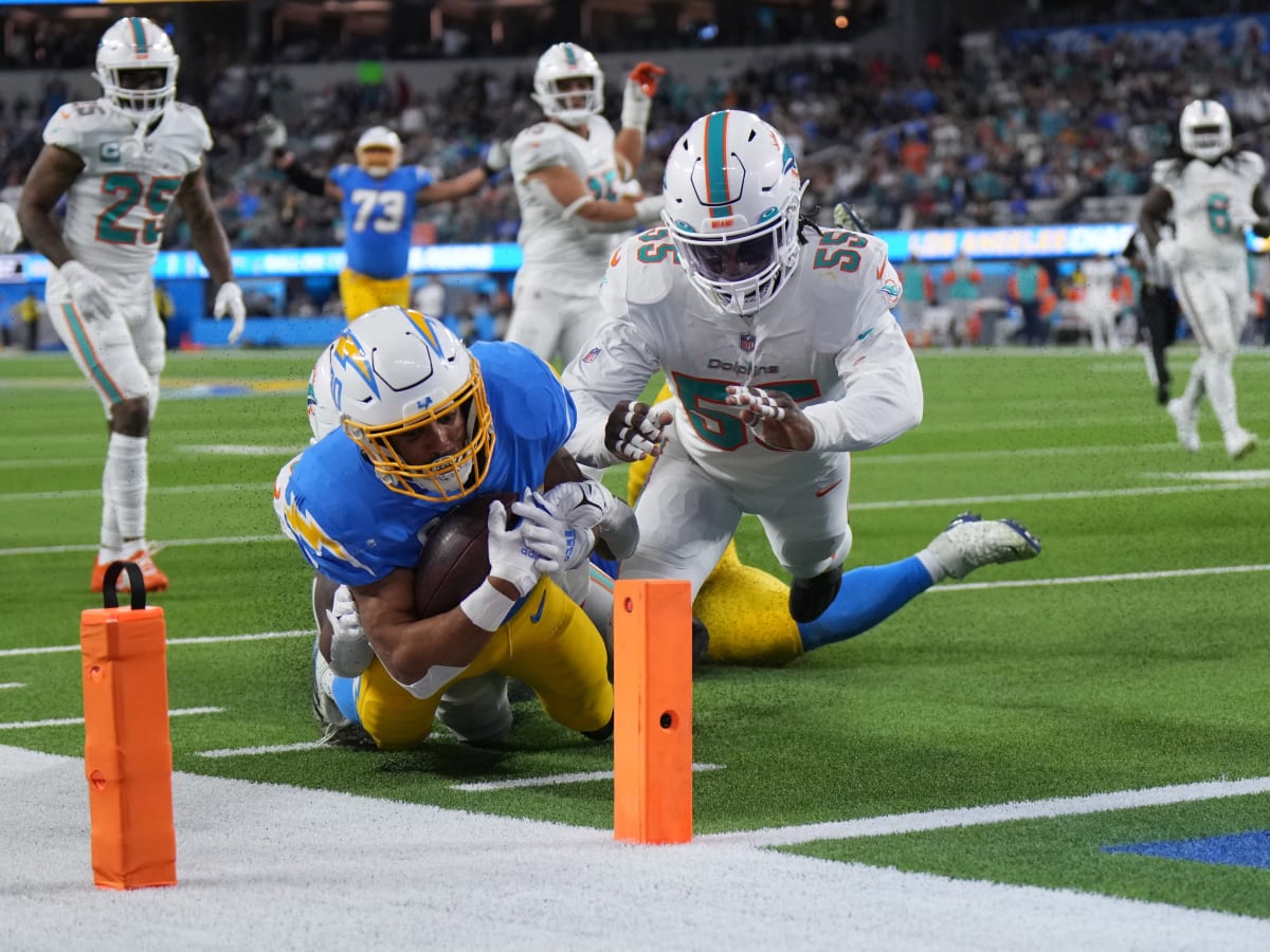 Miami Dolphins vs. LA Chargers game score, game recap, highlights