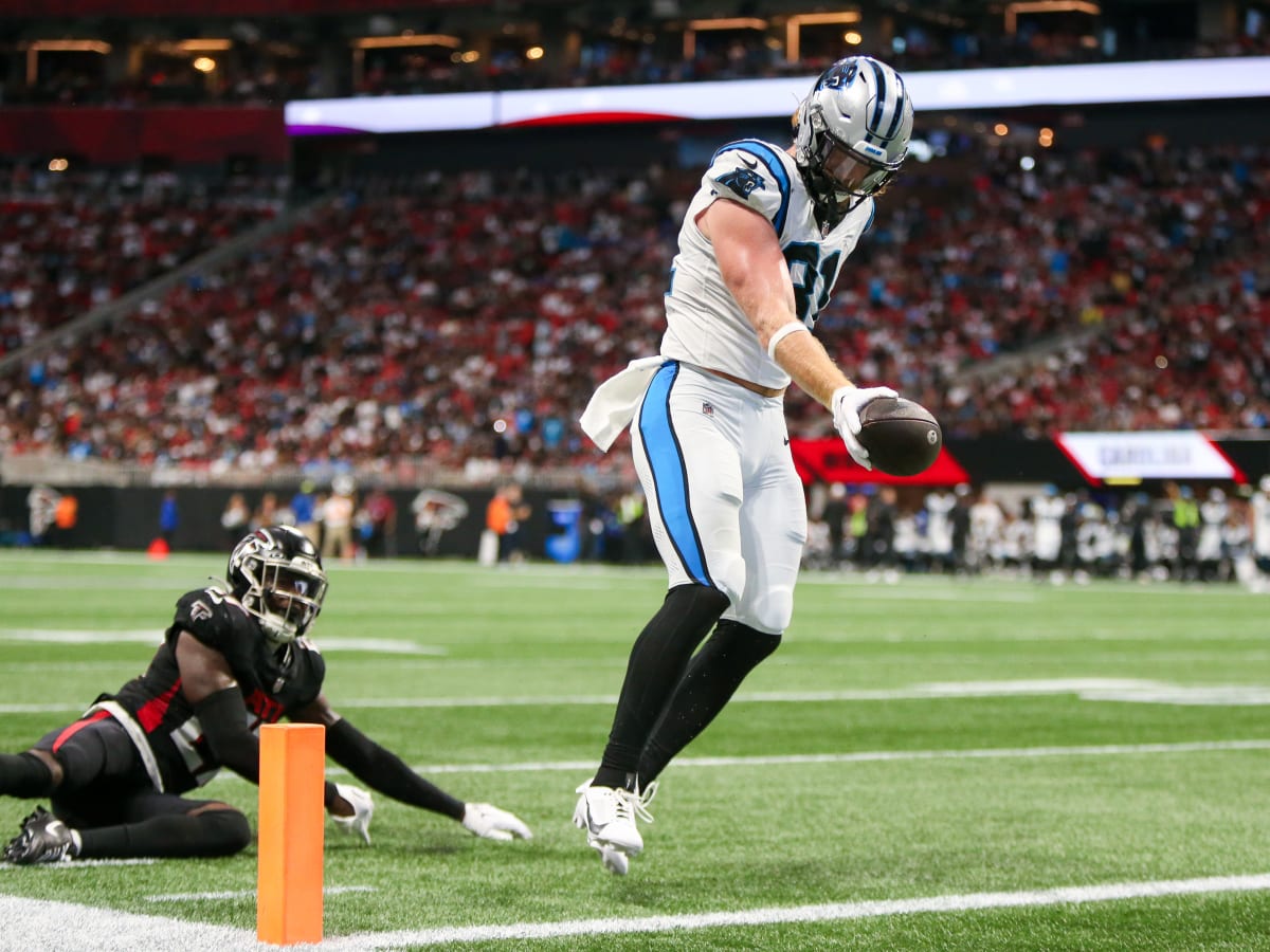 Former Gamecock Hayden Hurst scores first touchdown with Carolina