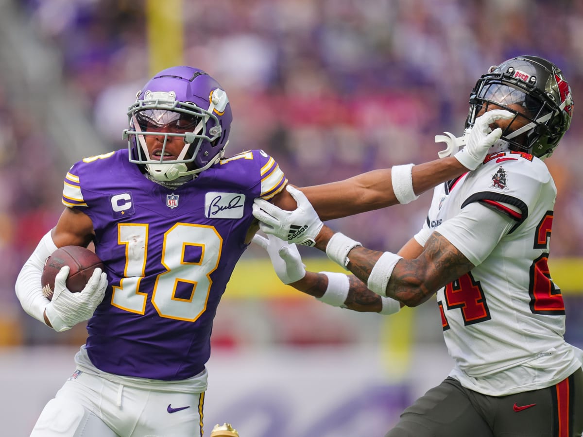 Mistakes kill Vikings in season-opening home loss to Bucs - Sports  Illustrated Minnesota Sports, News, Analysis, and More
