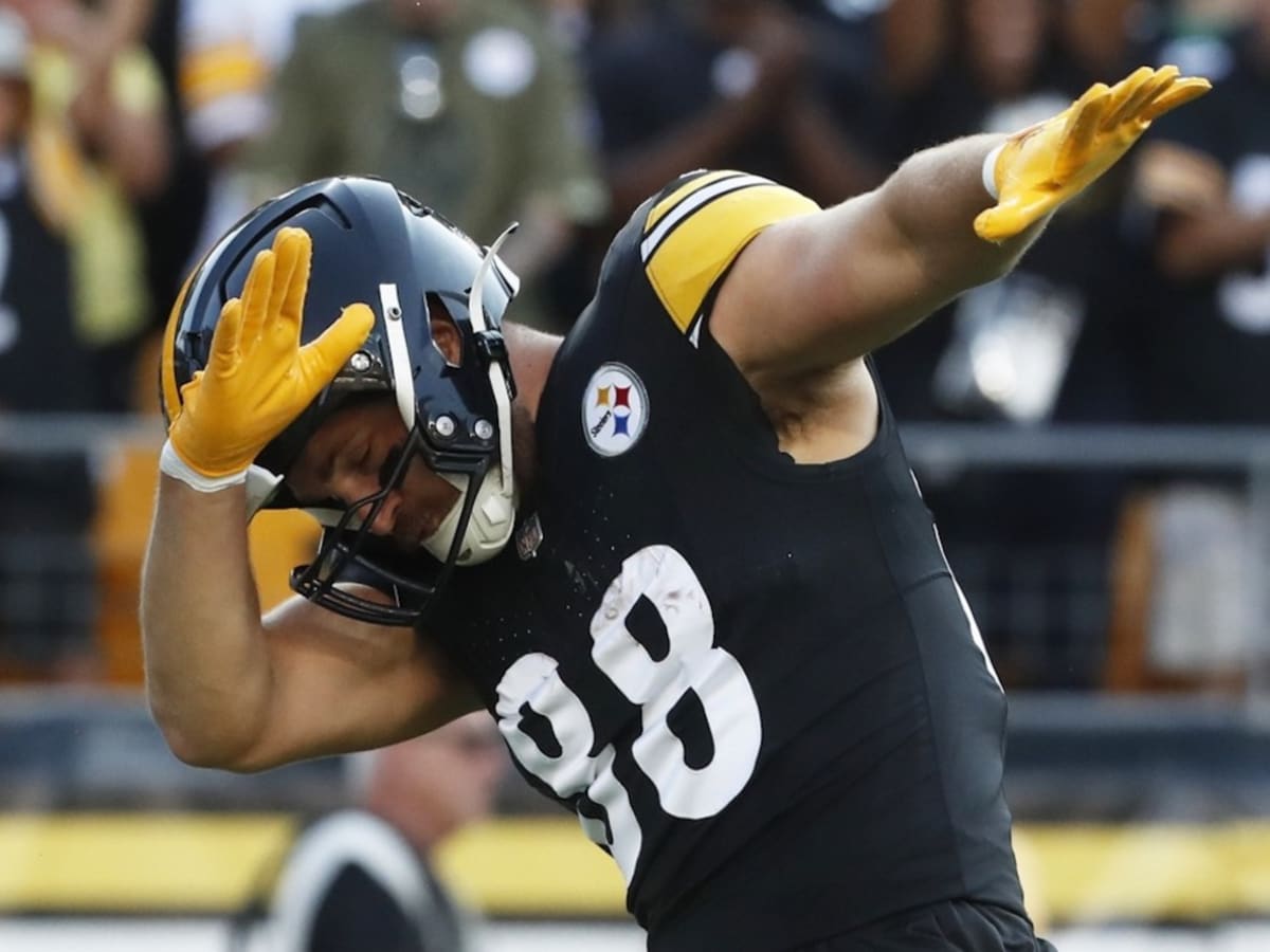 Steelers TE Suffers Chest Injury