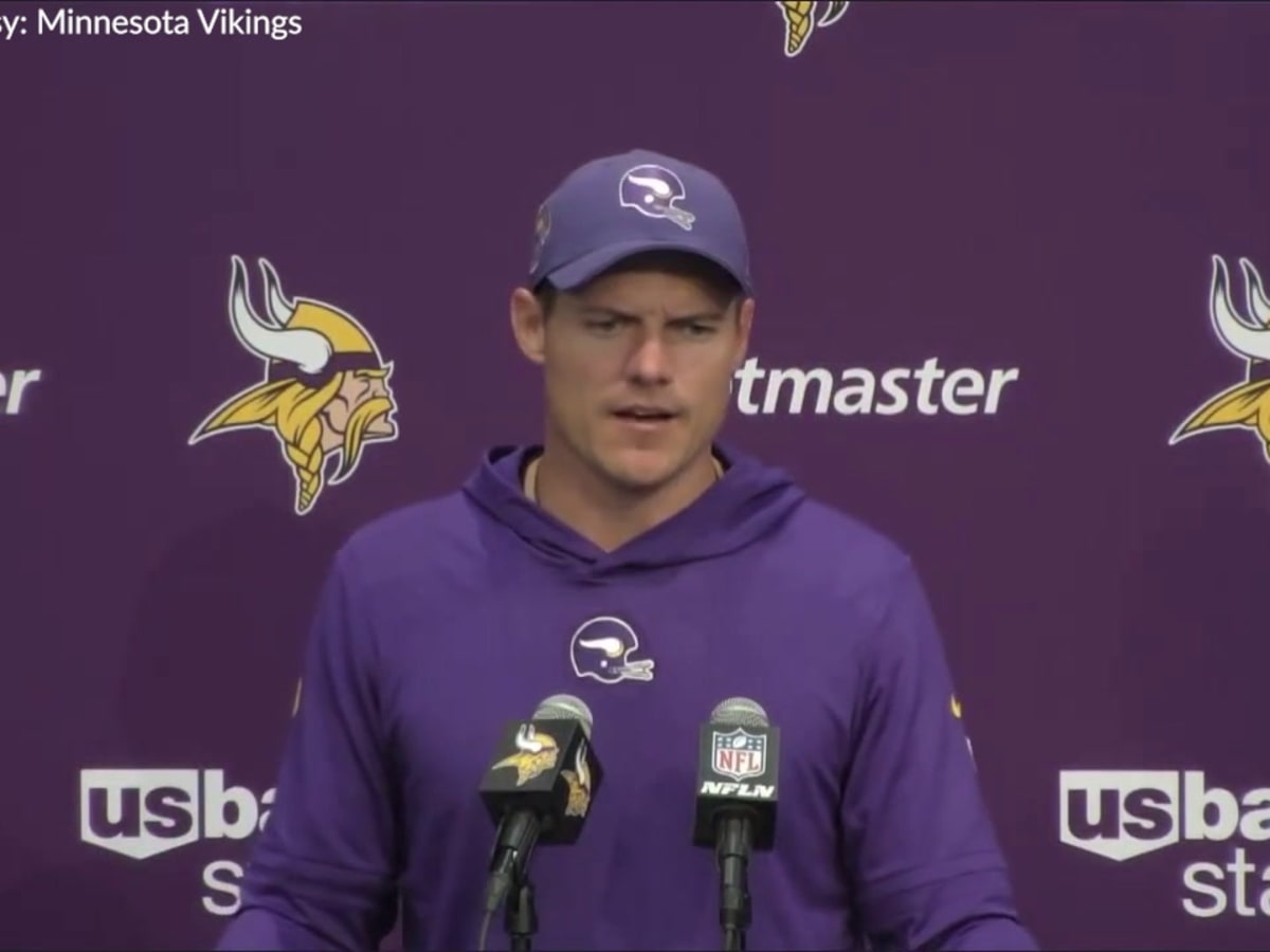 Vikings' Kirk Cousins, Kevin O'Connell Clash on Sidelines [WATCH]