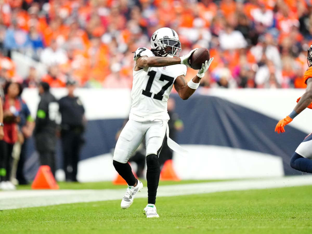Denver Broncos Fall to Las Vegas Raiders: Analyzing What Our Predictions  Got Wrong - Sports Illustrated Mile High Huddle: Denver Broncos News,  Analysis and More