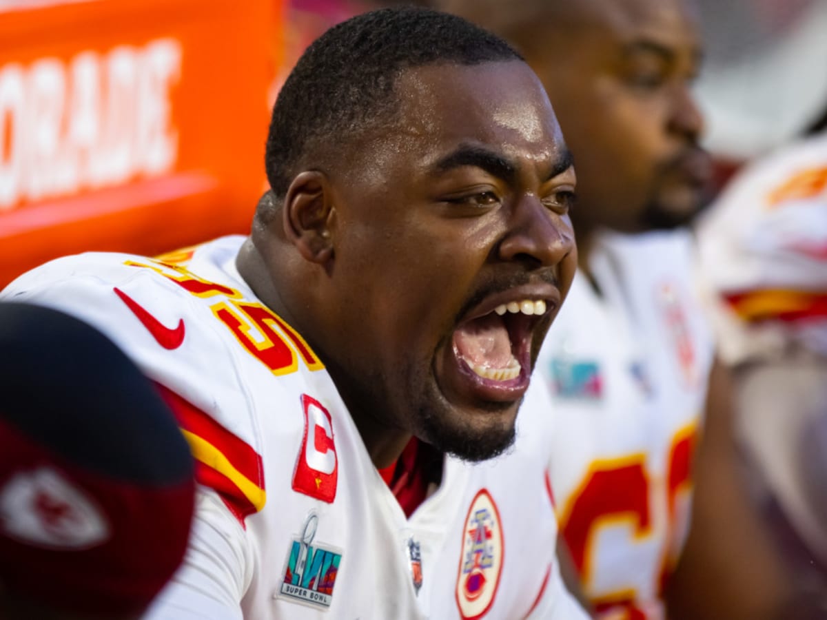 Chris Jones ends holdout with Chiefs after agreeing to one-year deal