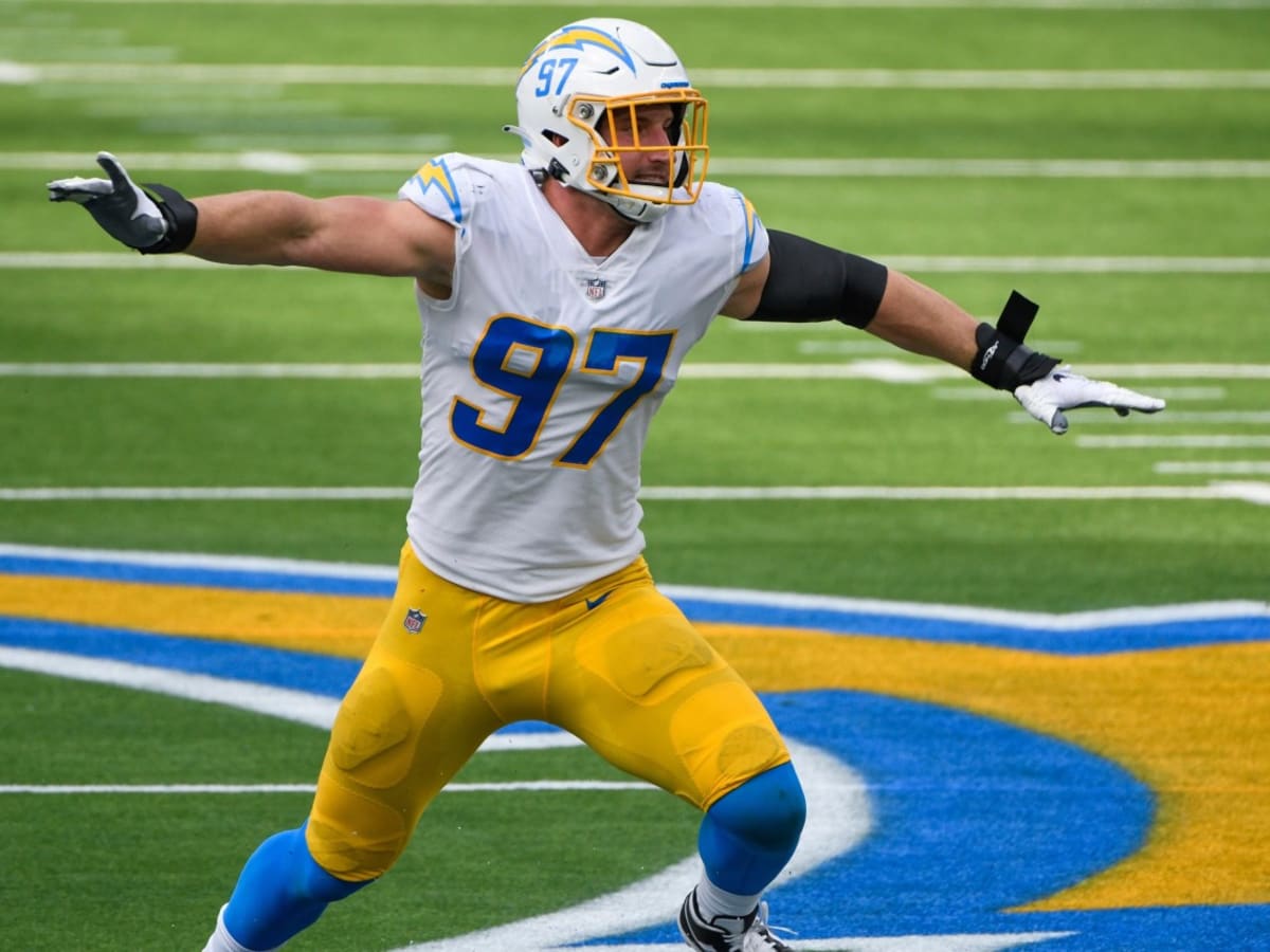 Chargers' Joey Bosa makes powerful statement by adding weight, losing hair, National Sports