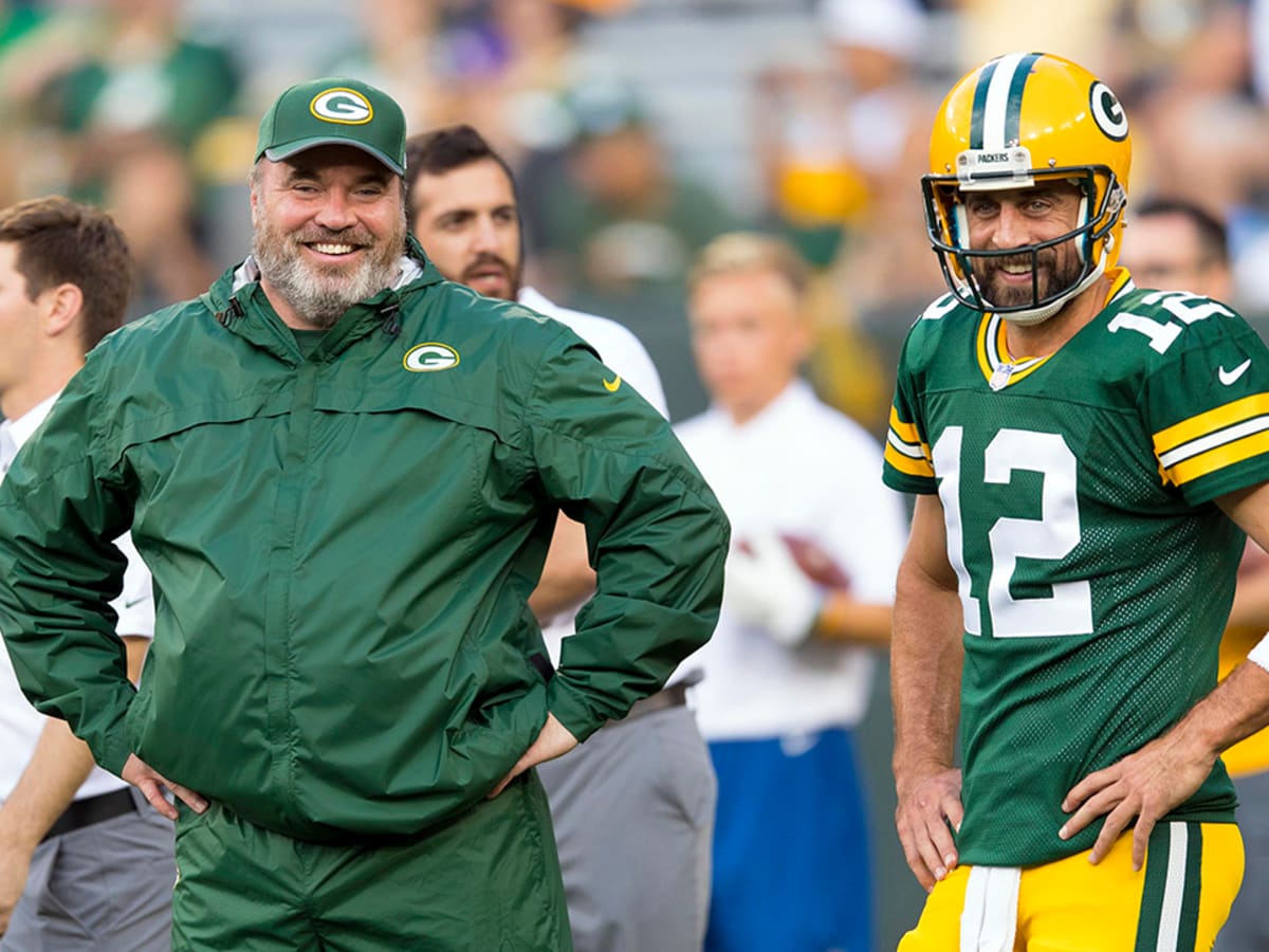 Patriots coaches react to Jets QB Aaron Rodgers' 'unfortunate