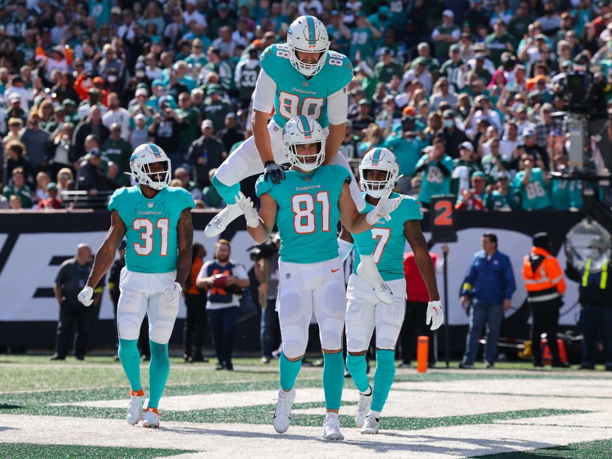 Durham Smythe - Miami Dolphins Tight End - ESPN