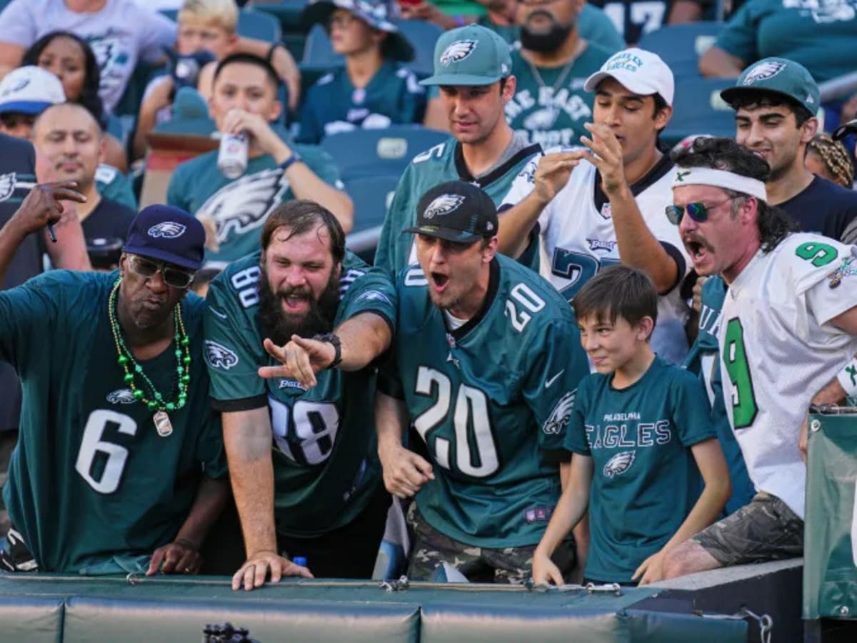 PHILADELPHIA EAGLES FAN SIGN