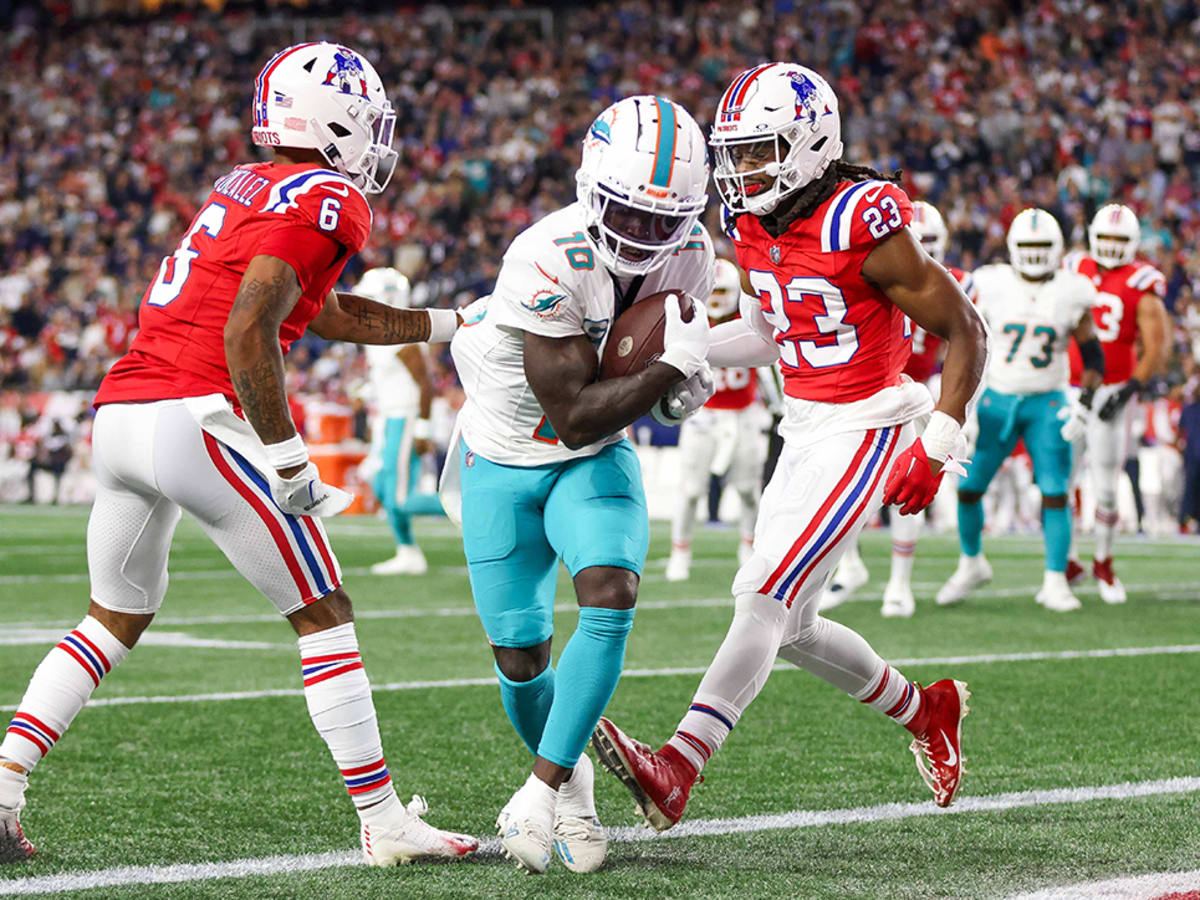 Miami Dolphins WR Tyreek Hill Off to Record-Setting Start - Sports  Illustrated Miami Dolphins News, Analysis and More