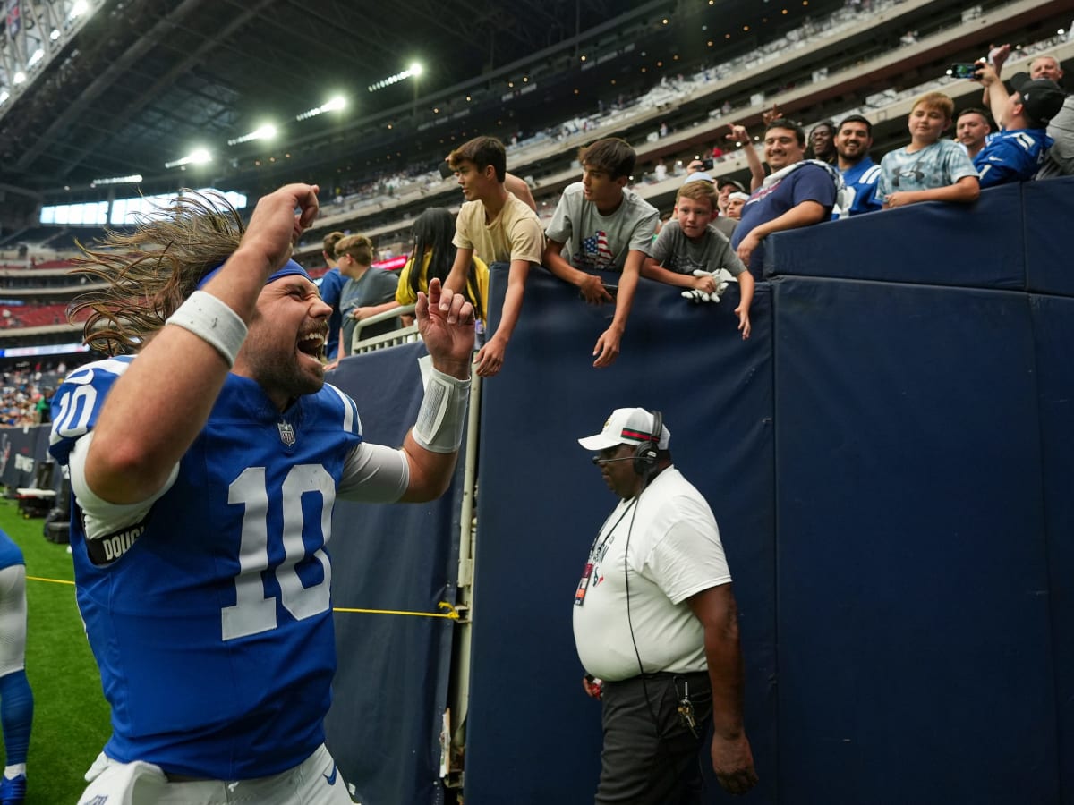 Colts vs. Texans: Colts showed up in Houston, but not many fans did