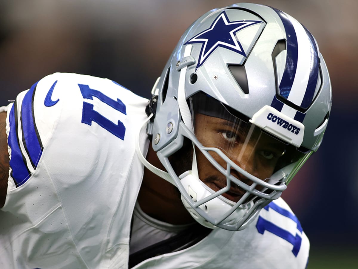 Dallas Cowboys linebacker Micah Parsons (11) and Washington Commanders wide  receiver Jahan Dotson (1) exchange jerseys after their team's NFL football  game in Arlington, Texas, Sunday, Oct. 2, 2022. (AP Photo/Michael Ainsworth