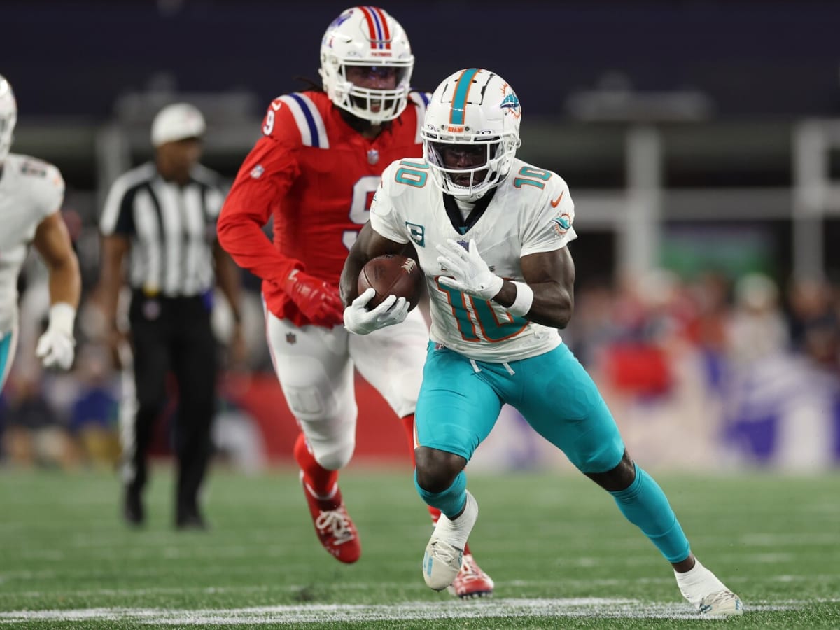 Dolphins' Tyreek Hill rips Patriots fans over remarks: 'They are