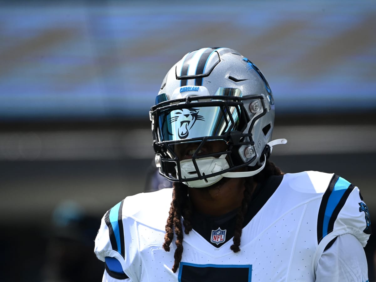 Panthers: Shaq Thompson carted off field during Saints game with scary  injury