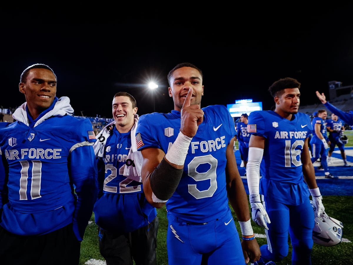 BREAKING: Air Force Win Snowy Game At CSU To Stay Undefeated, Move To 8-0 -  Sports Illustrated G5 Football Daily News, Analysis and More