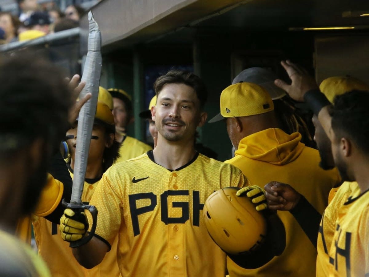 How to watch Pirates-Cubs on , May 18, 2022