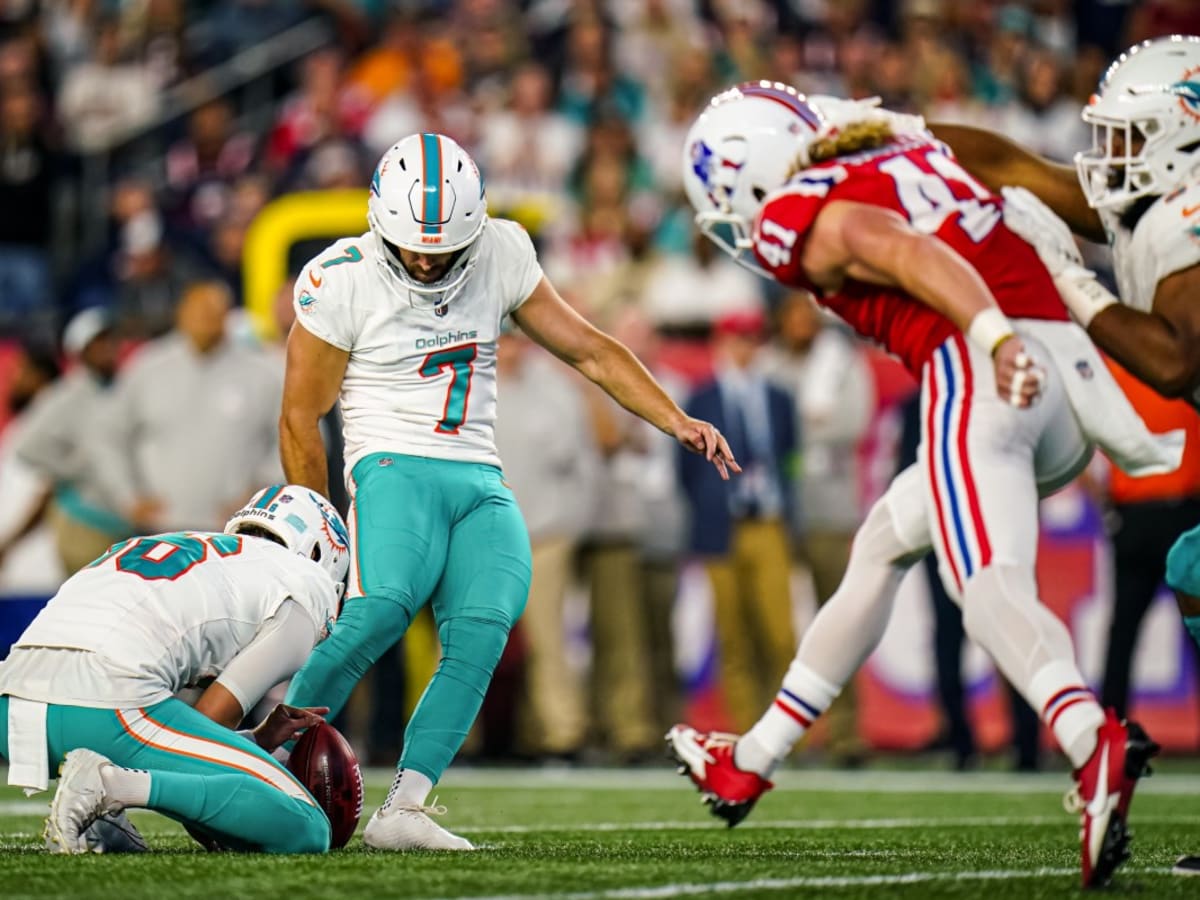 Dolphins' Jason Sanders kicks go-ahead field goal to lift Miami into the  playoffs