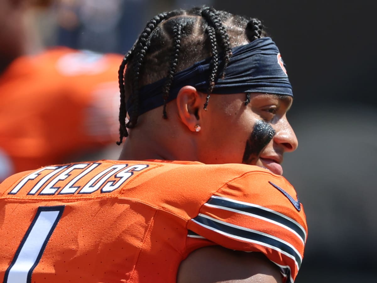 Bears to hold out Justin Fields in season finale against Vikings - Sports  Illustrated Minnesota Sports, News, Analysis, and More