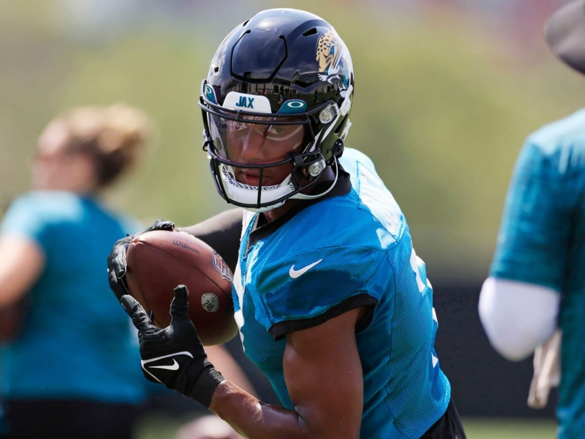 Thursday's NFL: Jaguars refresh uniforms, helmets