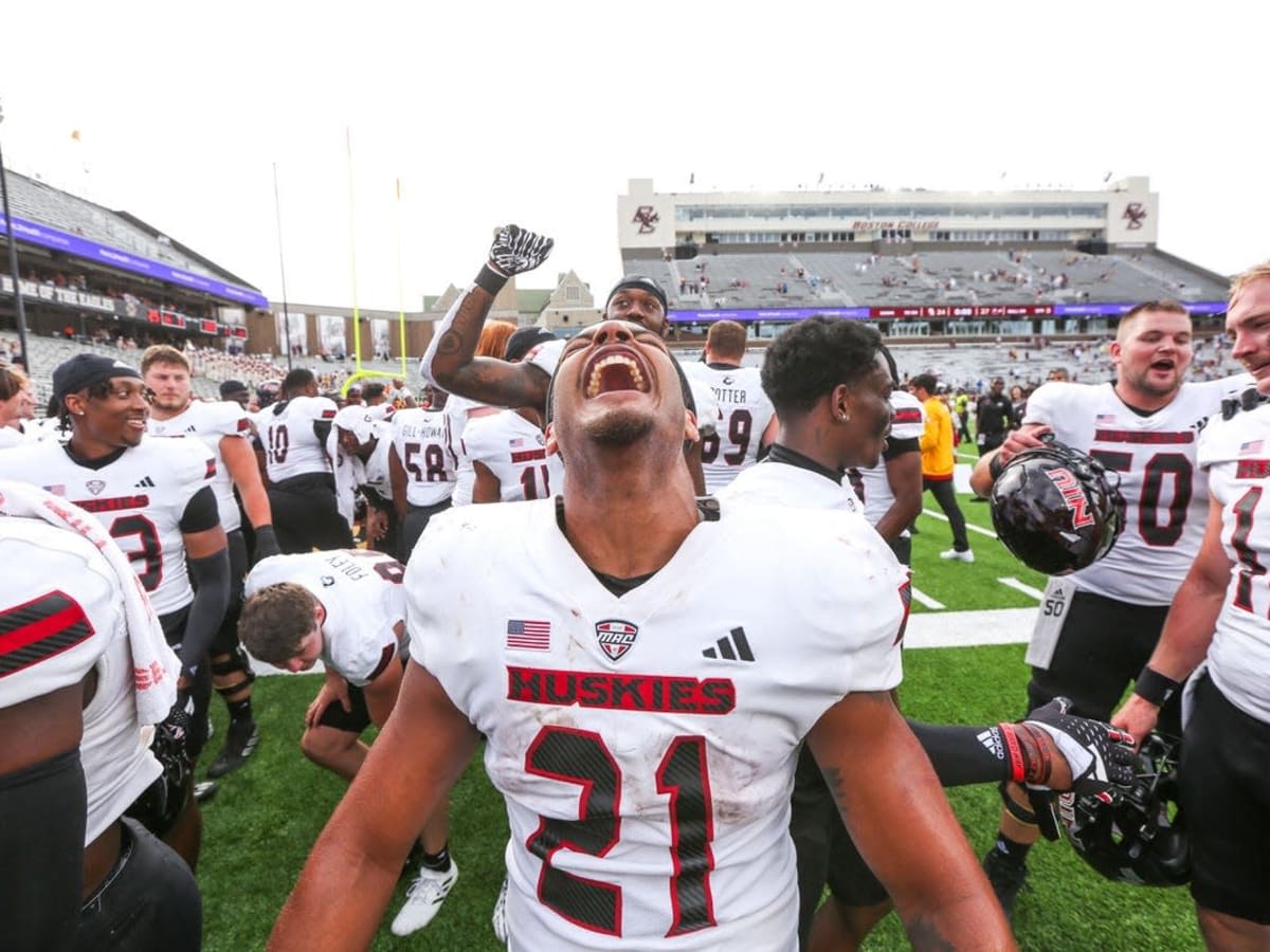 Javaughn Byrd - Football - NIU Athletics