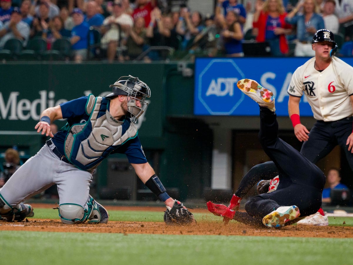 Heim Time' Behind Plate For Texas Rangers - Sports Illustrated Texas  Rangers News, Analysis and More