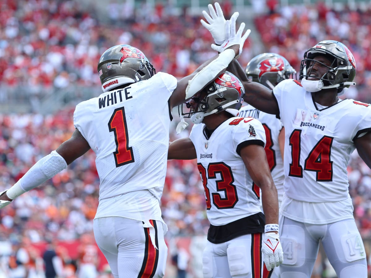 MNF Player Props: Eagles Bucs Same Game Parlay Picks, Promos