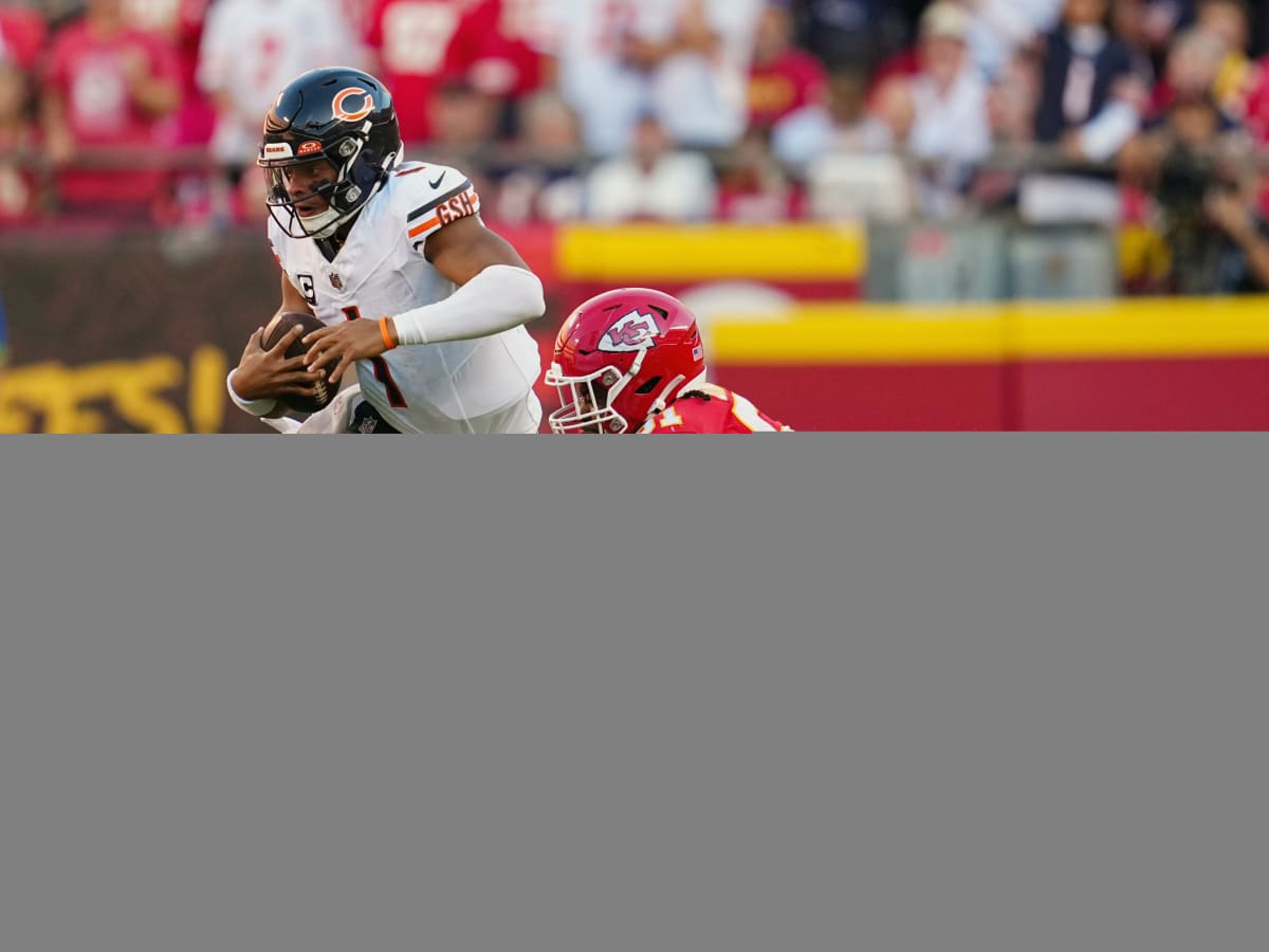 Justin Fields struggles again in Bears' 20-12 loss to Giants - Chicago  Sun-Times