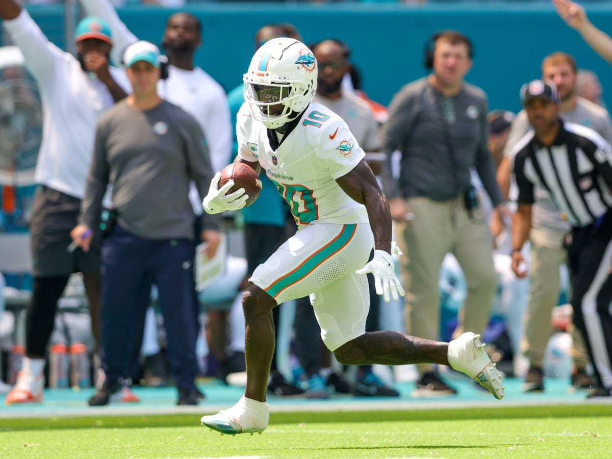 Defense lets down Chargers as Dolphins win season opener, 36-34 - Los  Angeles Times