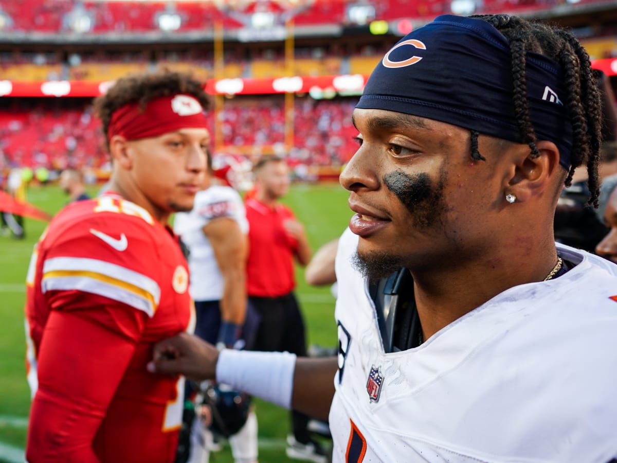 Chicago Bears fans burning Justin Fields jersey already