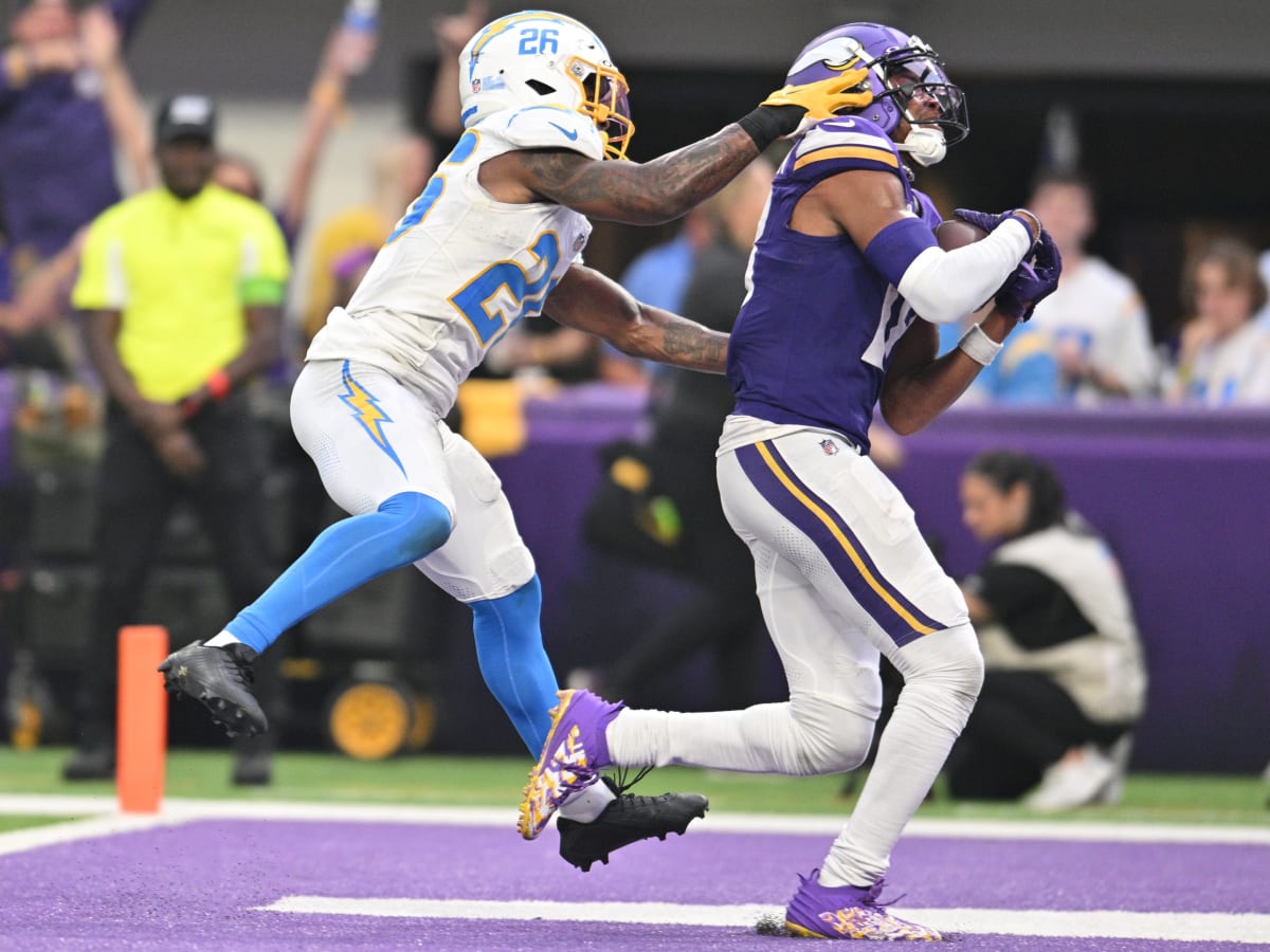 Chargers News: Vikings picked to narrowly beat Bolts in Week 3