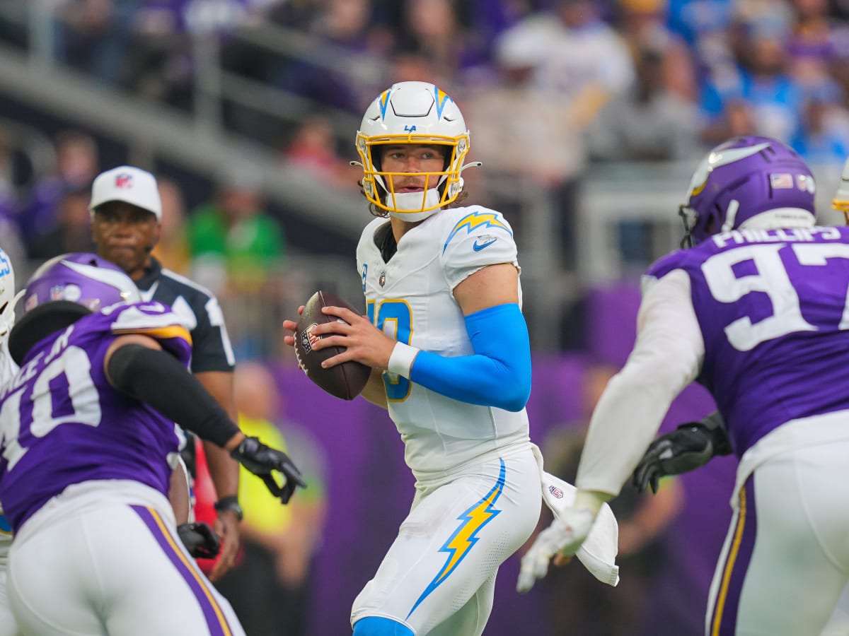 Justin Herbert shines for Chargers in win over Vikings