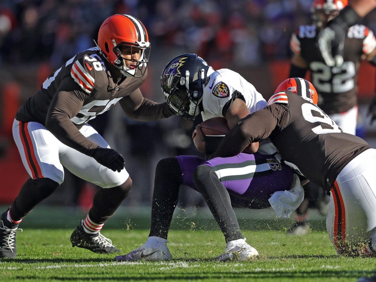 Baltimore Ravens vs. Cleveland Browns Prediction, Betting Pick: Can Ravens  Handle Myles Garrett, Browns?