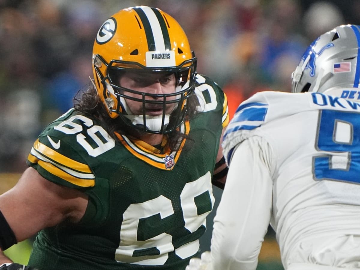 Packers place offensive tackle Bakhtiari on injured reserve