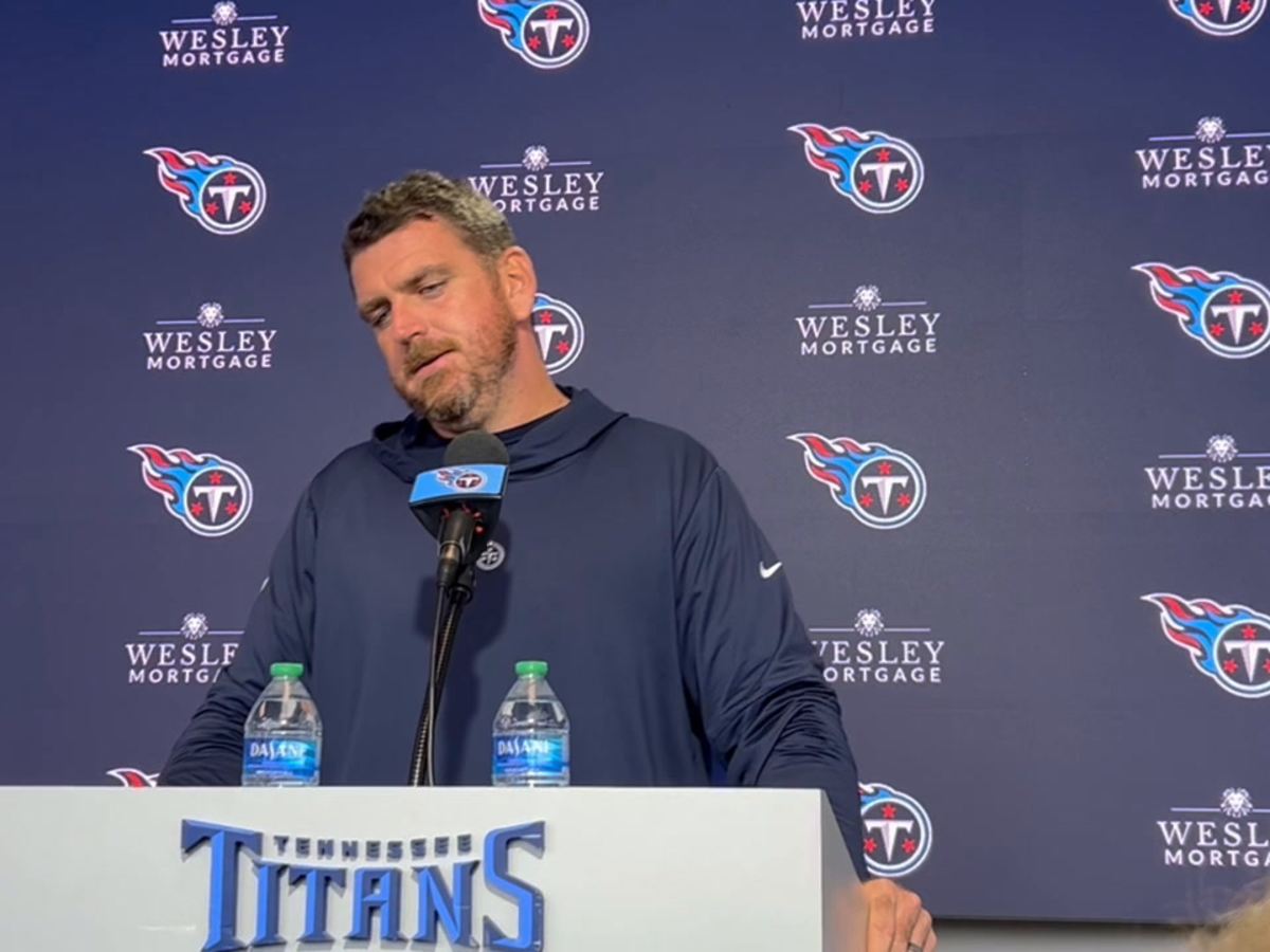 Tennessee Titans' Offensive Grinds to Halt in Ugly 27-3 Loss to Cleveland  Browns - Sports Illustrated Tennessee Titans News, Analysis and More