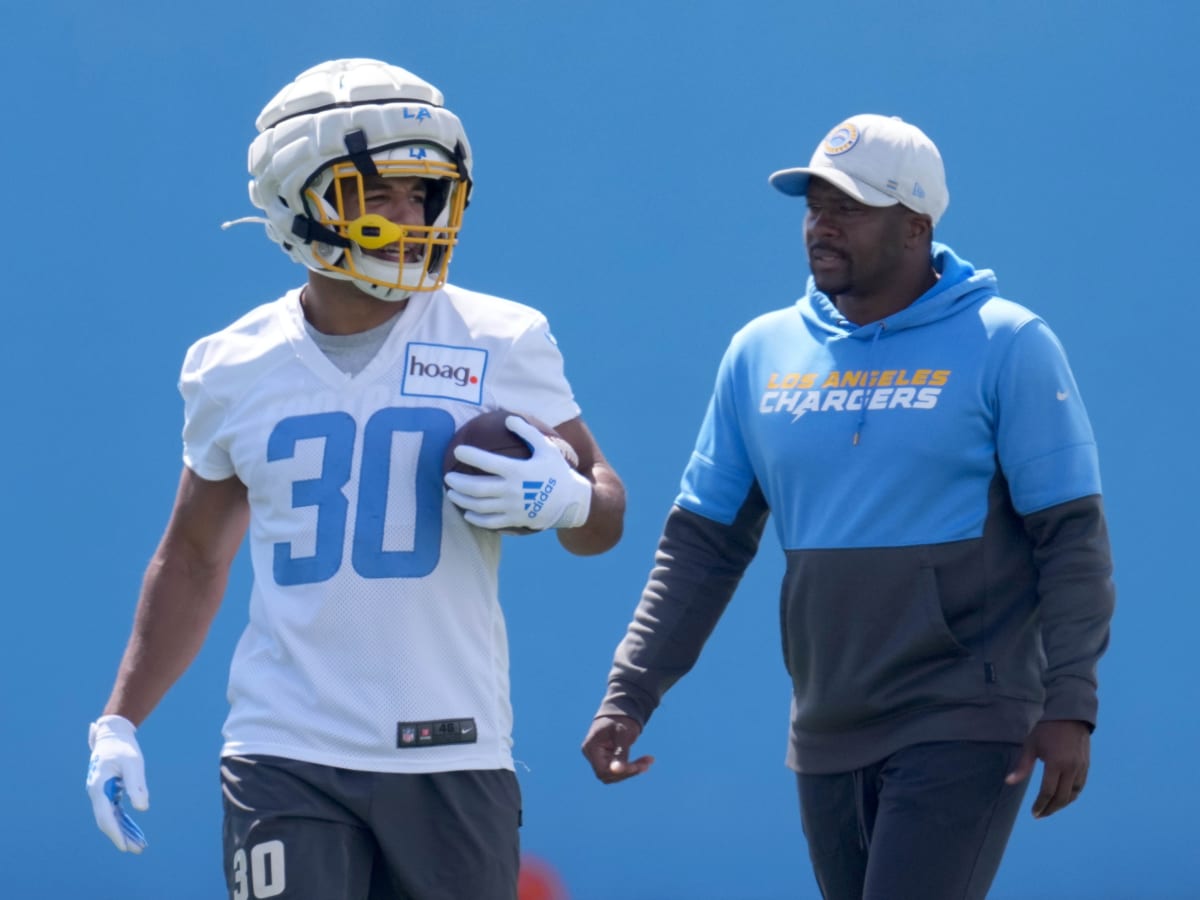 Los Angeles Chargers on X: Sunday's Uniform Report is in