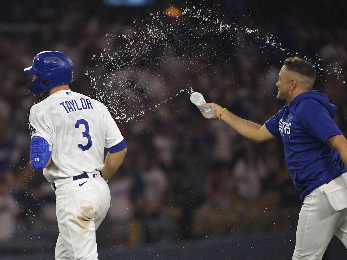 Dodgers bust out weird NSFW celebration vs Giants after Mookie Betts HR