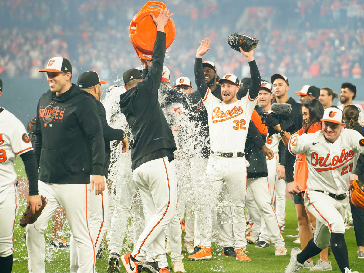 AL East Champs! Baltimore Orioles clinch division for first time