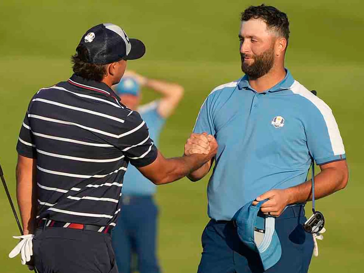 Jon Rahm blows past Brooks Koepka and dominates the field to win