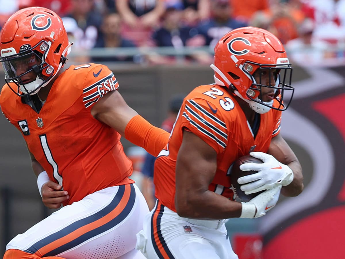 Best NFL player props Week 1: Justin Fields best bets