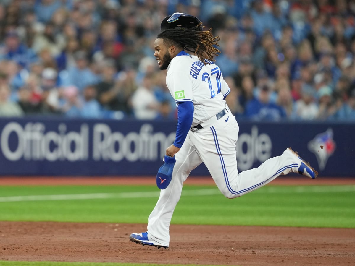 Context: Just How Good Has Alejandro Kirk Been? - Sports Illustrated  Toronto Blue Jays News, Analysis and More