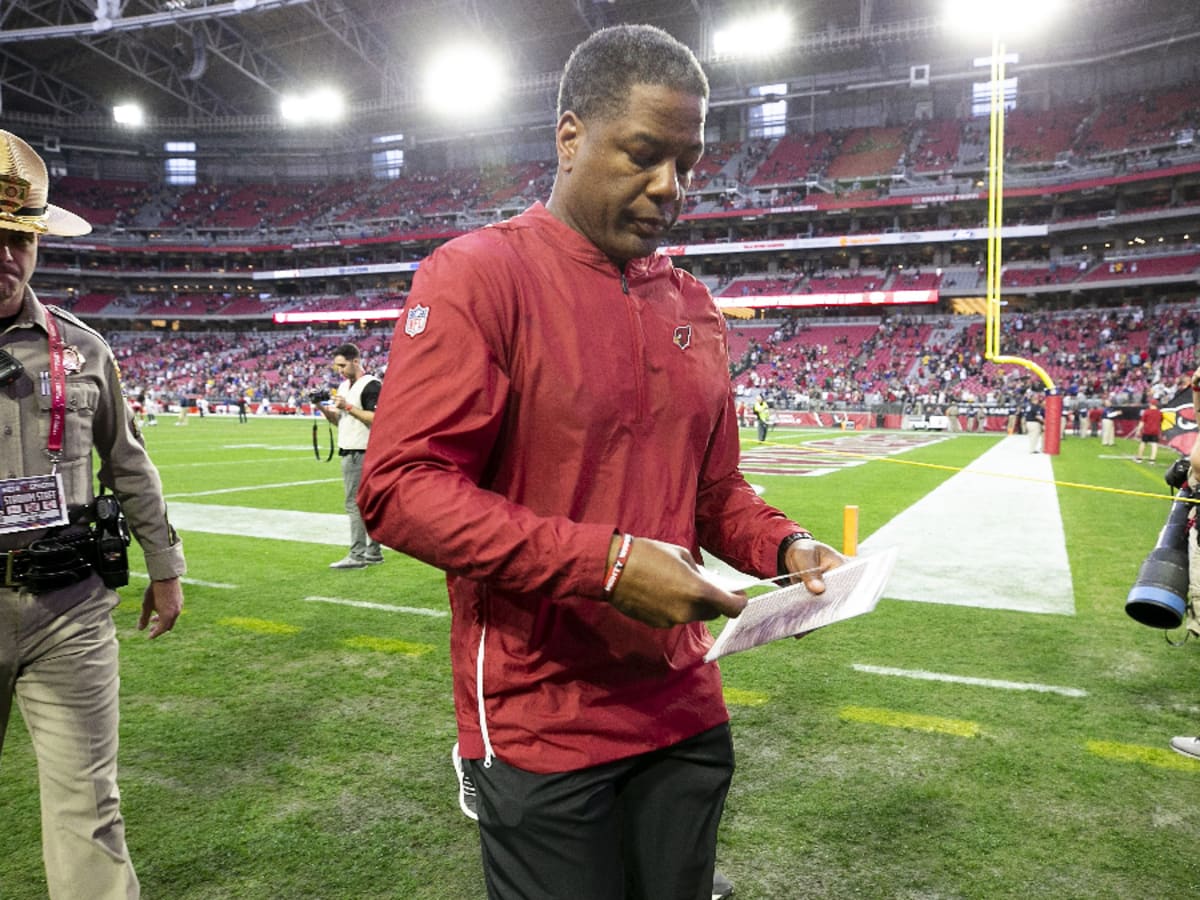 In lawsuit, Wilks asks why he was fired by Cardinals and Keim was not