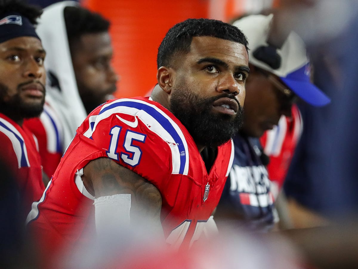 Patriots' Ezekiel Elliott to Get 'Starter Reps' vs. Cowboys, per Insider