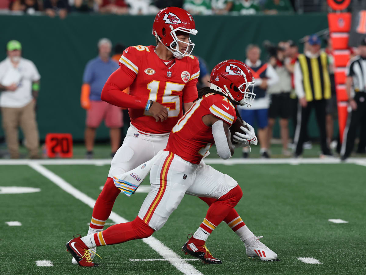 Isiah Pacheco shows off pass catching ability in Chiefs season opening loss