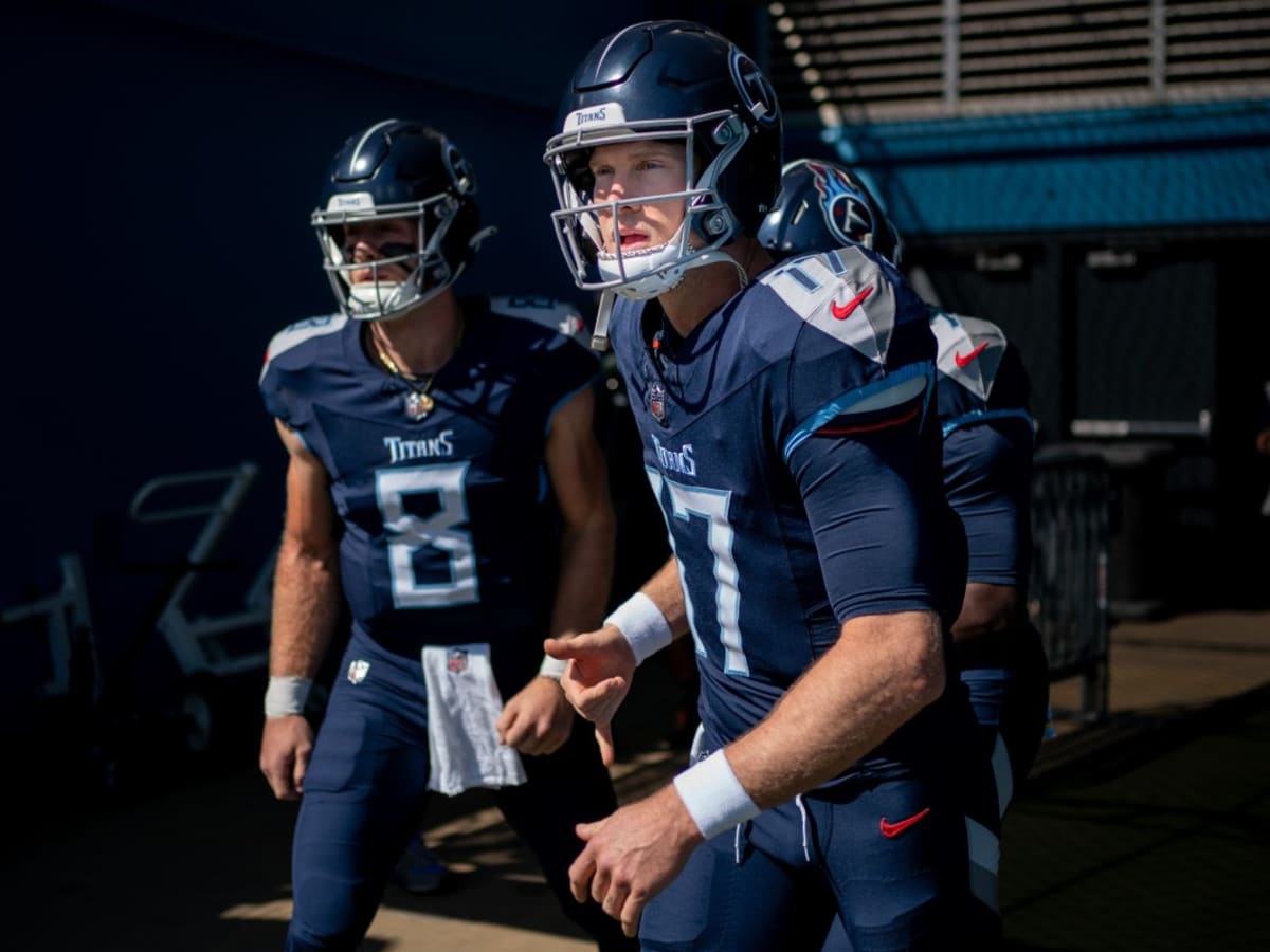 Titans' best drive ends at half with clock running out, Tannehill sacked