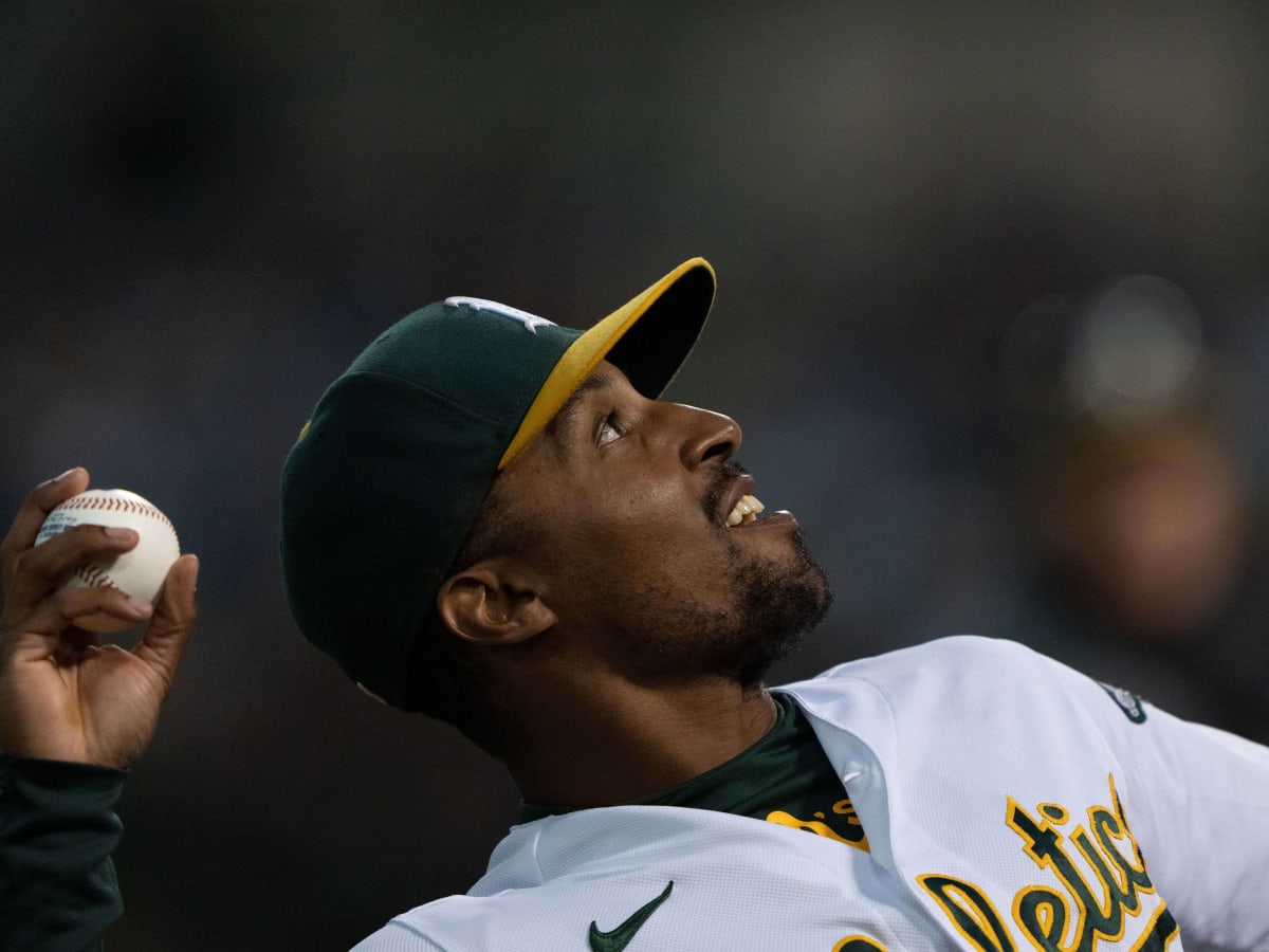 Oakland Athletics: Should the A's Re-Sign Tony Kemp this Off-Season?